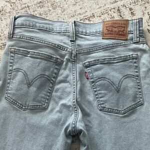Levi's Wedgie Straight Jeans | High Rise Button Fly | size 27